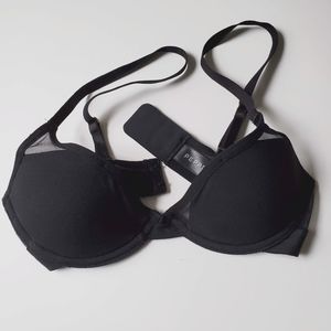 NWOT 30B Pepper bra Black